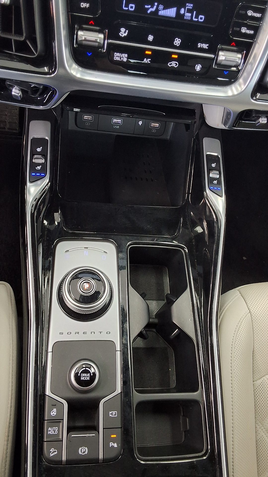 2023 - kia sorento