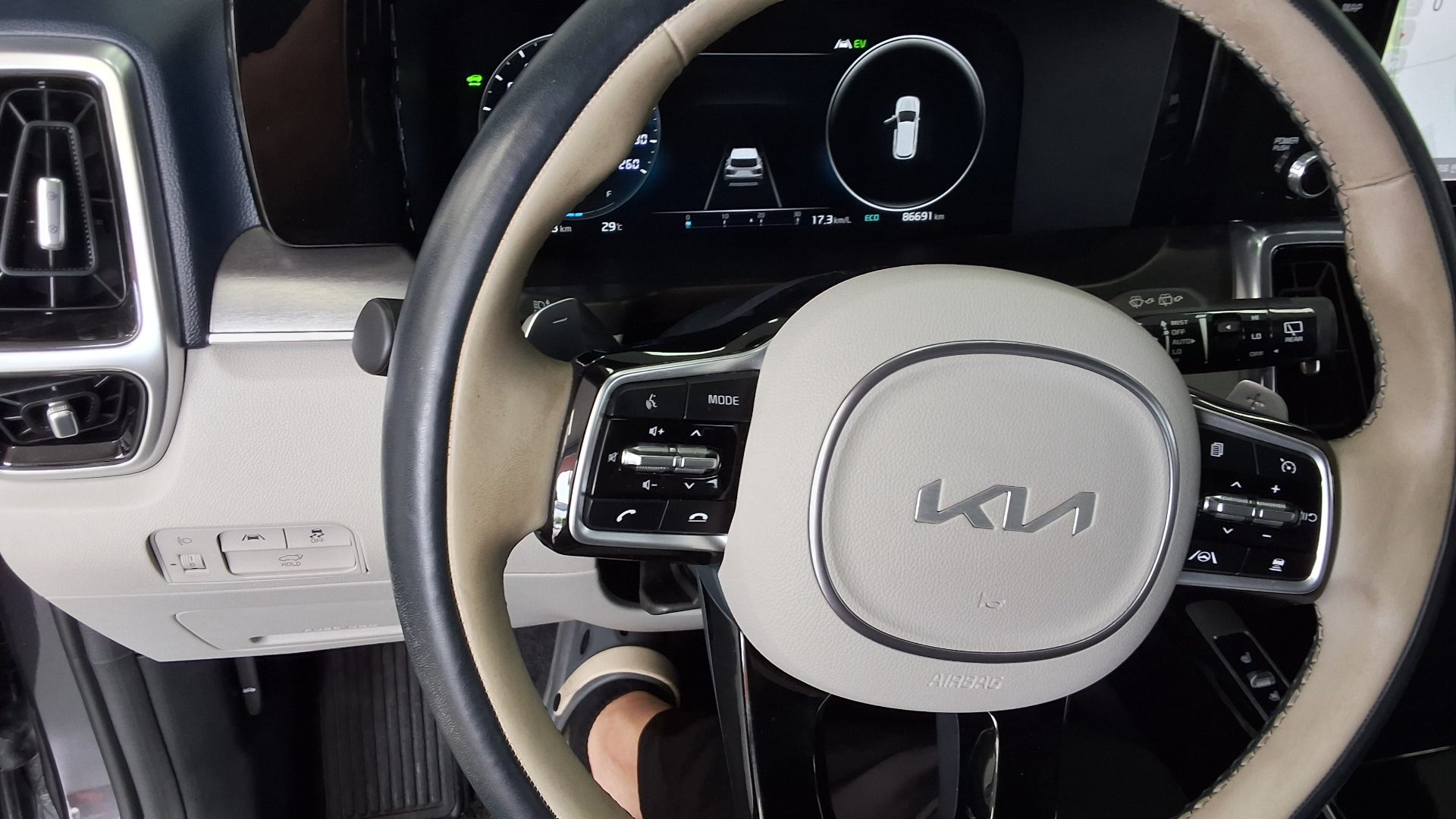 2023 - kia sorento