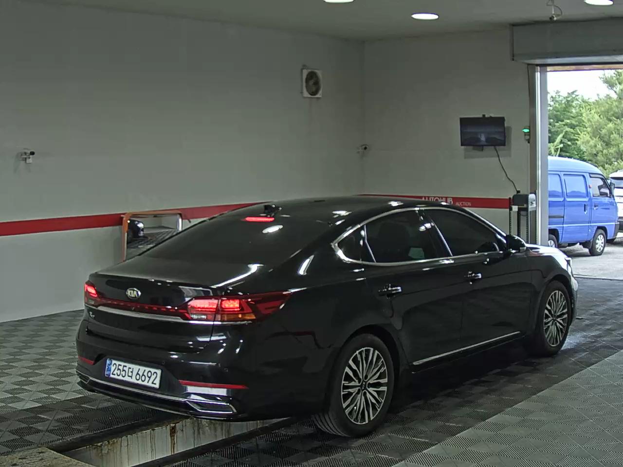 2020 - kia k7