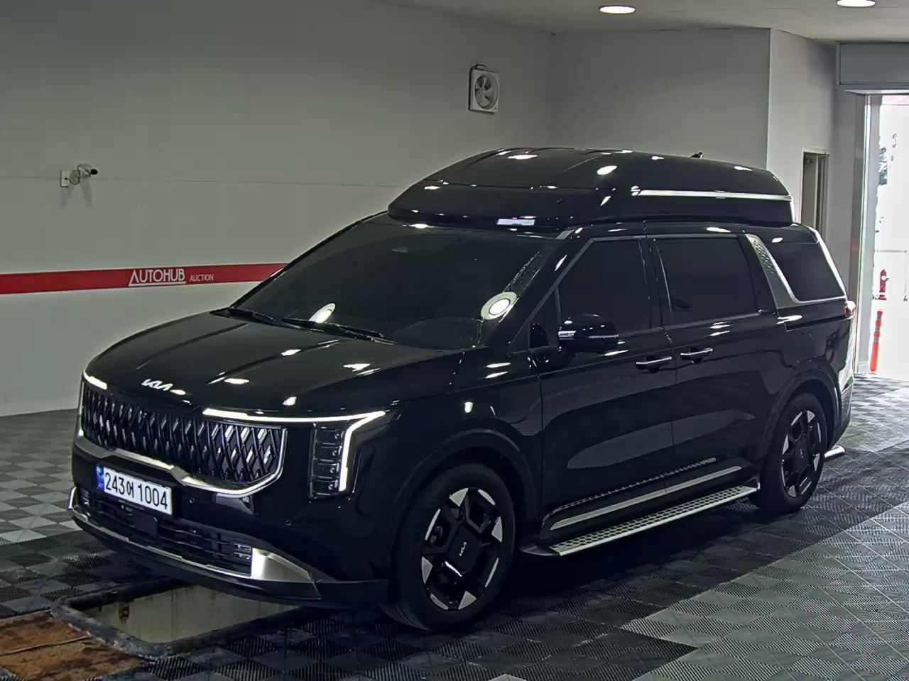 KIA CARNIVAL (KA4) HEV -LIMOUSINE