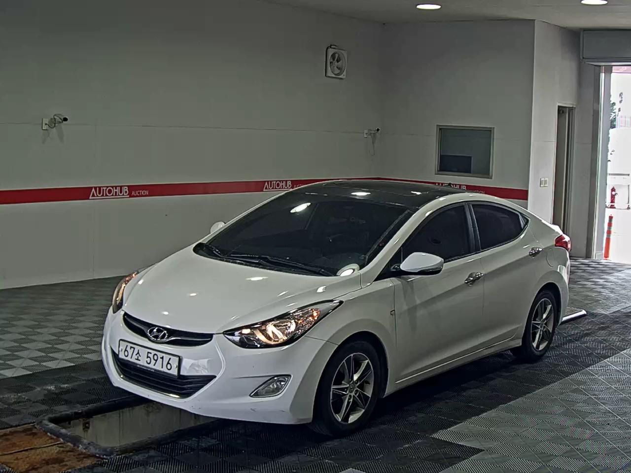 HYUNDAI AVANTE MD M16 GDi
