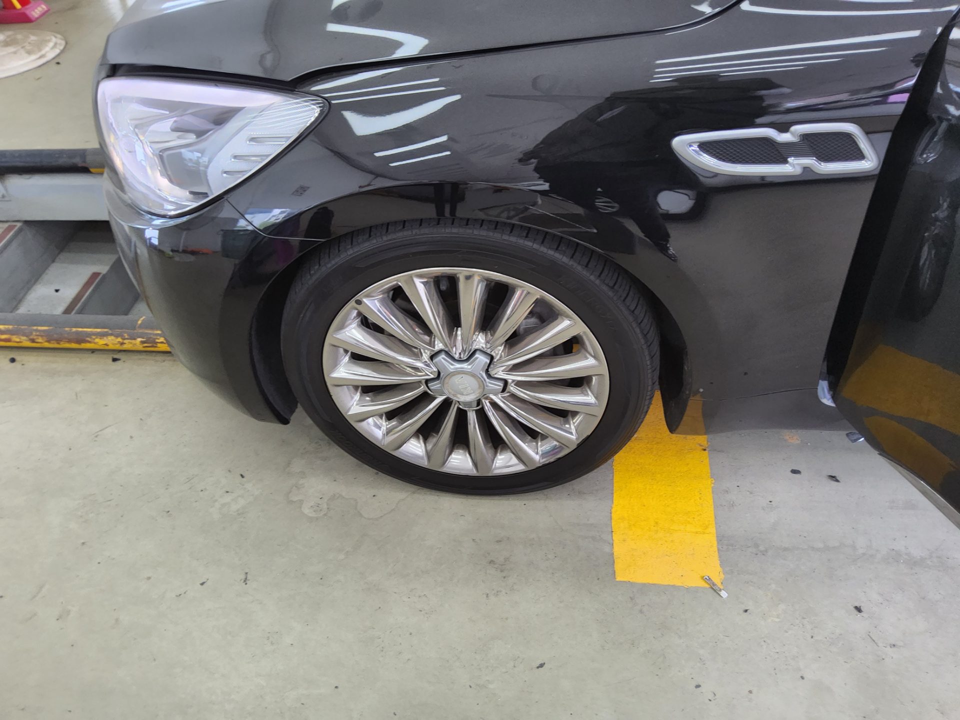 2015 - kia k9