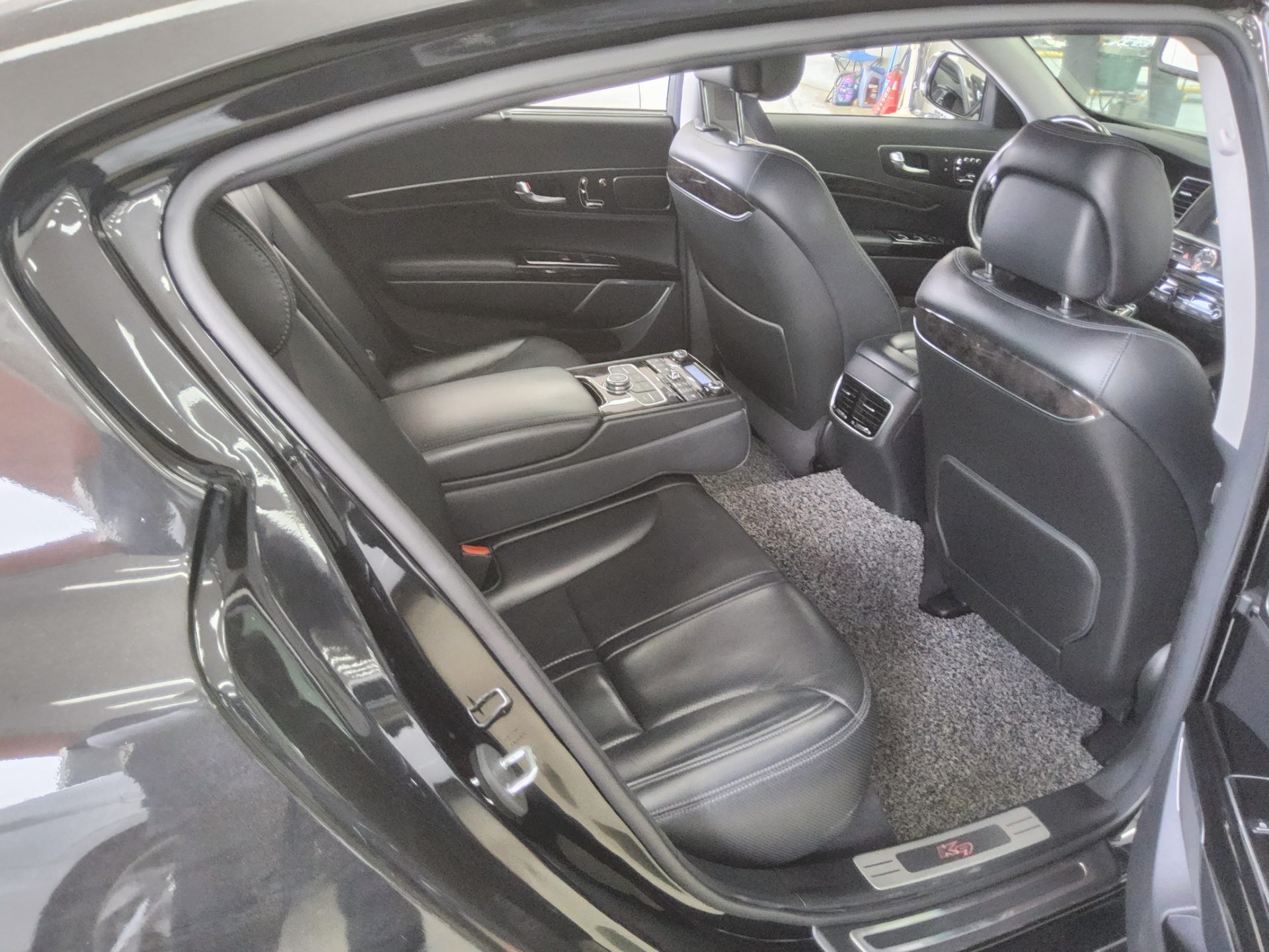 2015 - kia k9