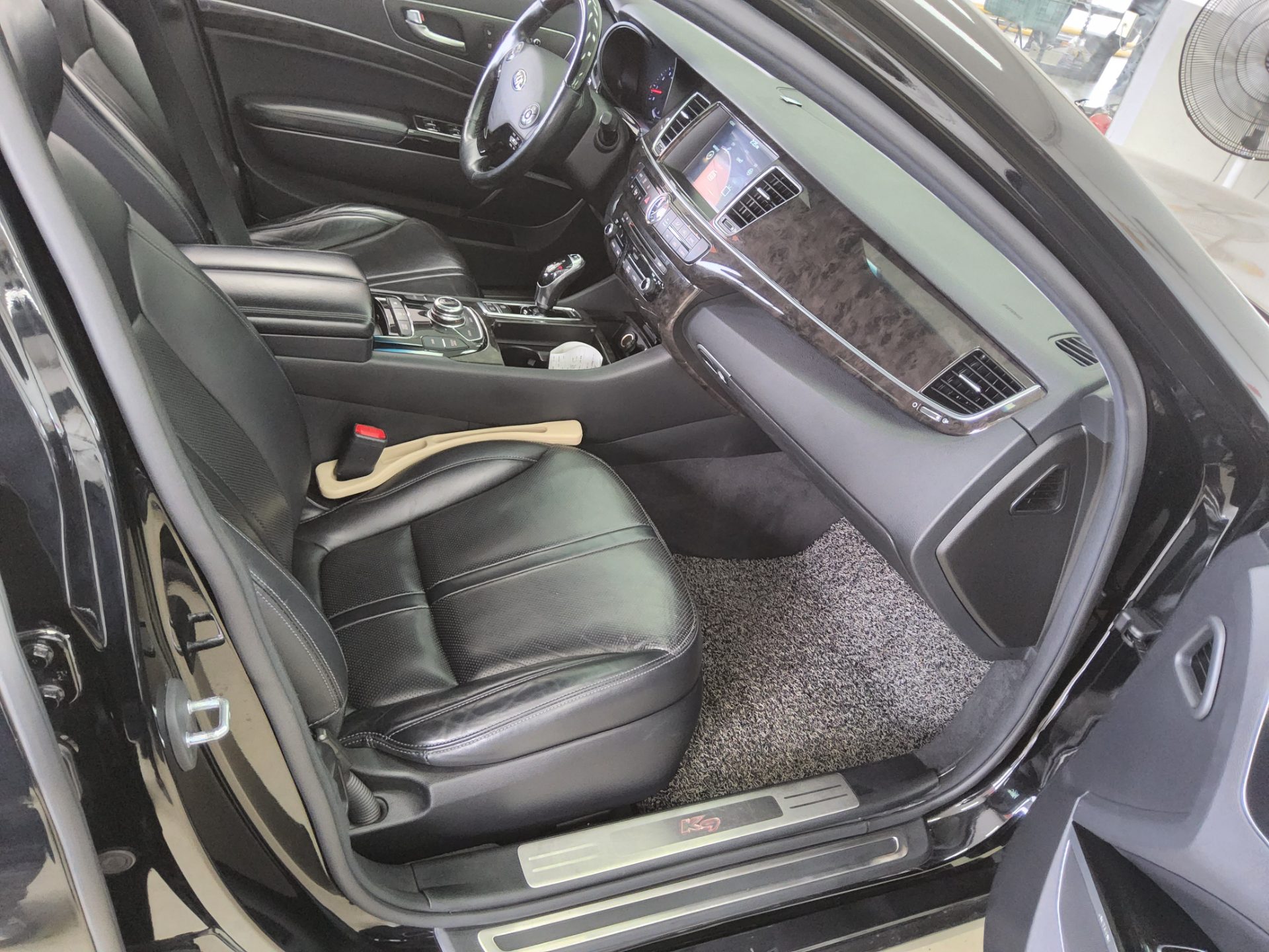 2015 - kia k9
