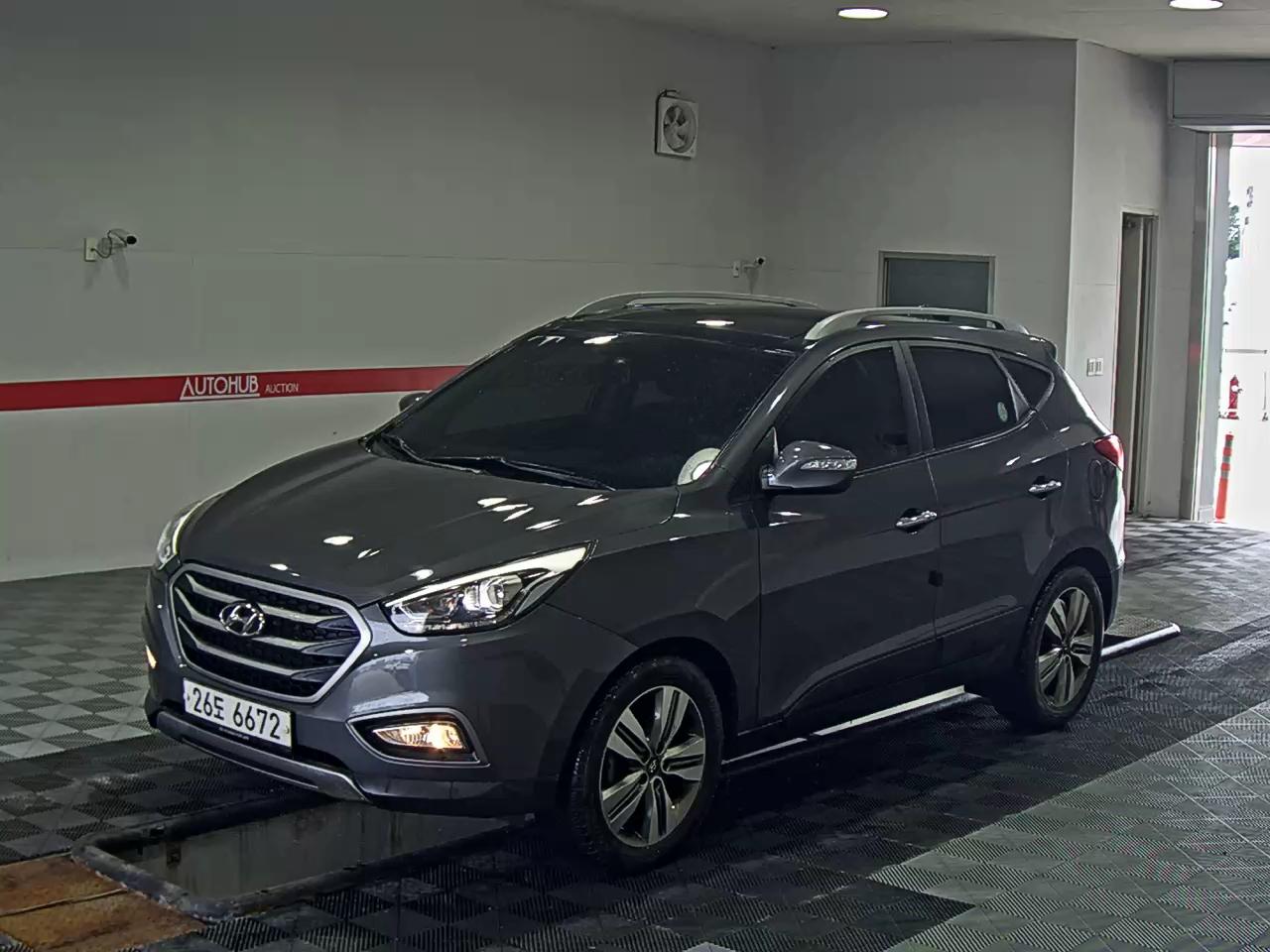 2015 - hyundai tucson