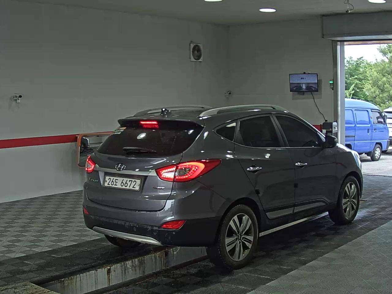 2015 - hyundai tucson