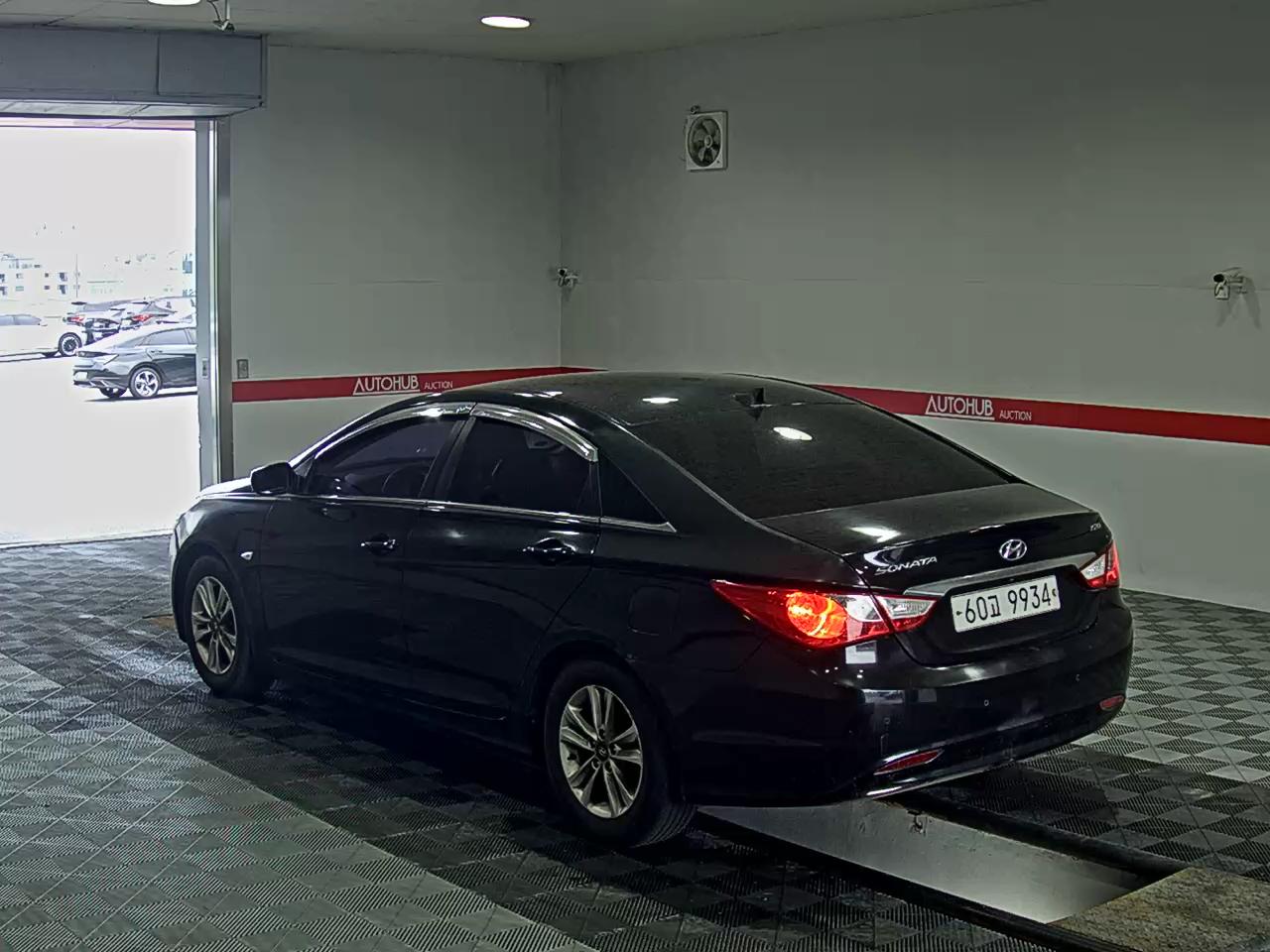 2011 - hyundai sonata
