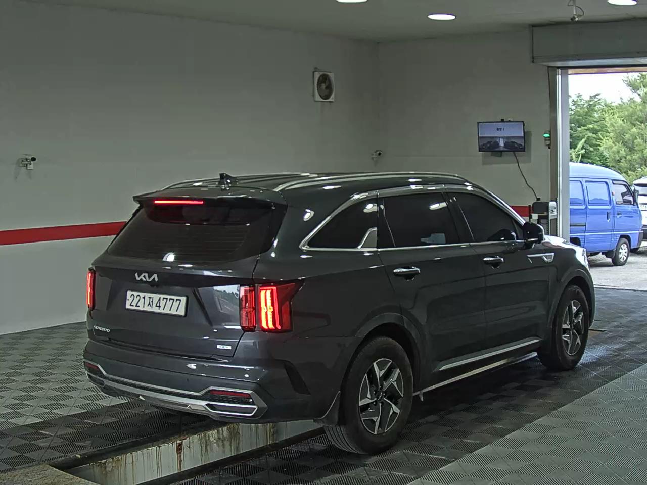 2023 - kia sorento