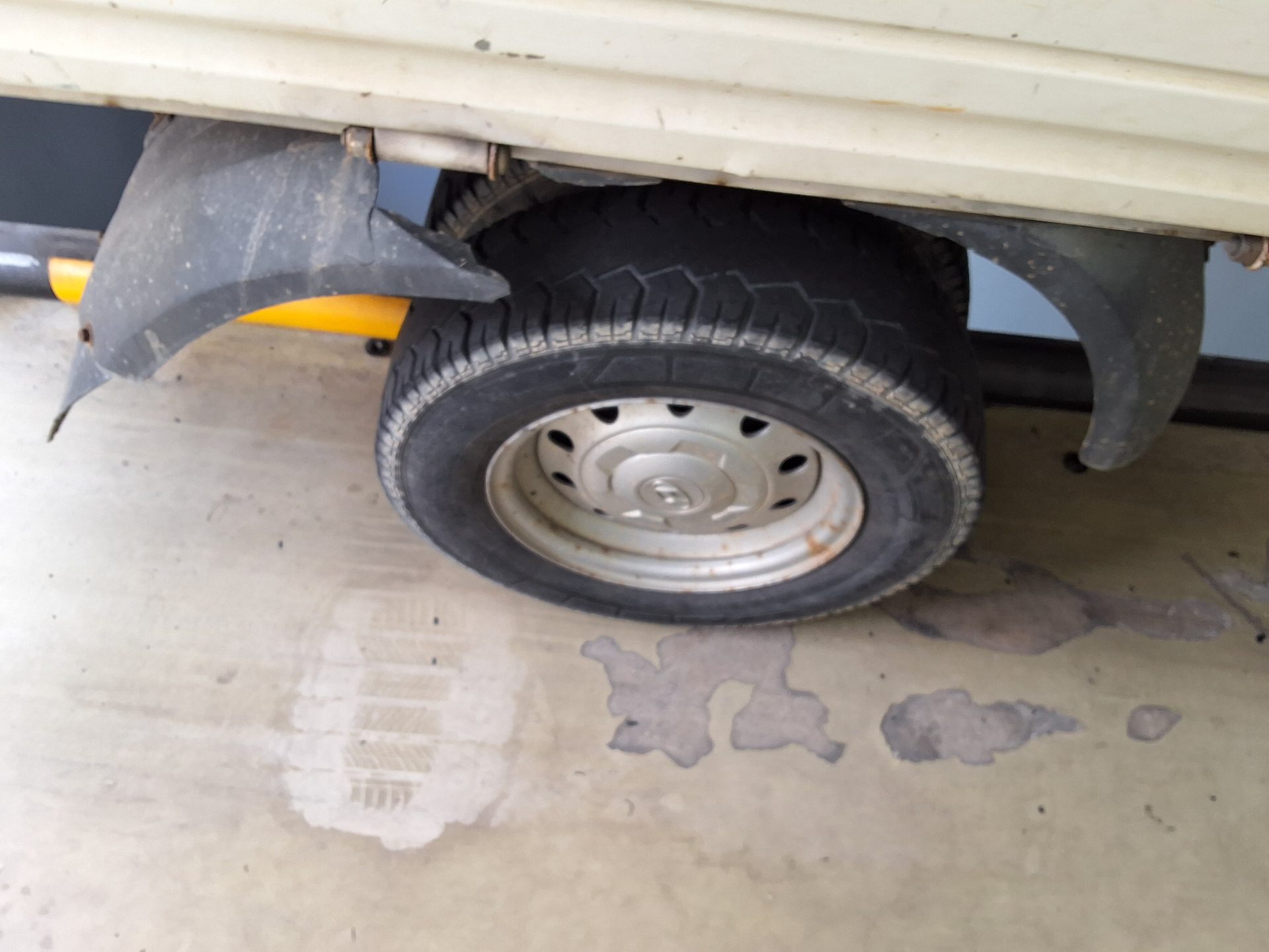2011 - hyundai porter
