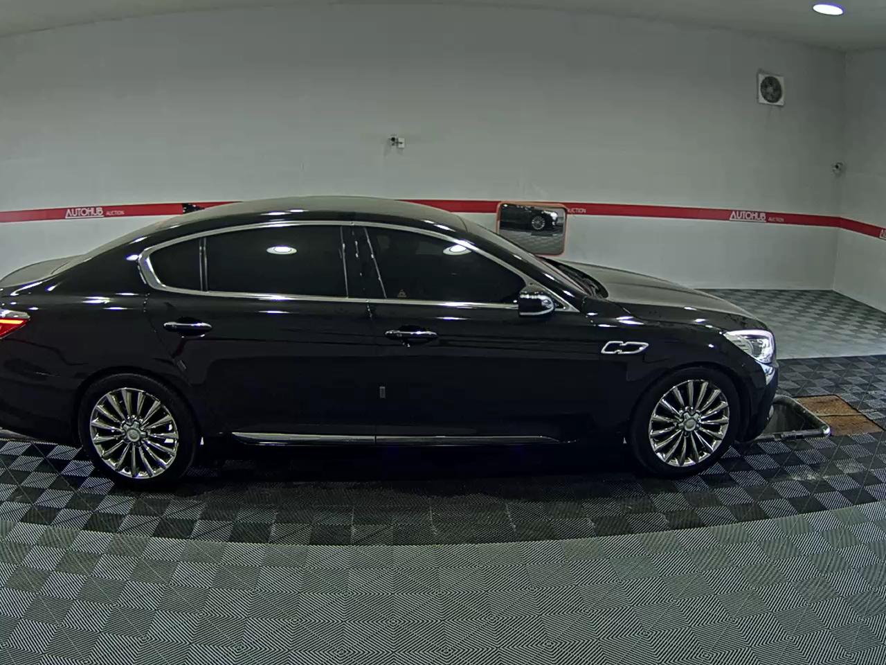 2015 - kia k9