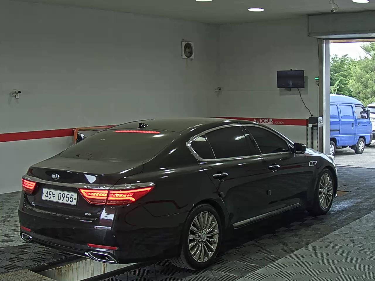 2015 - kia k9