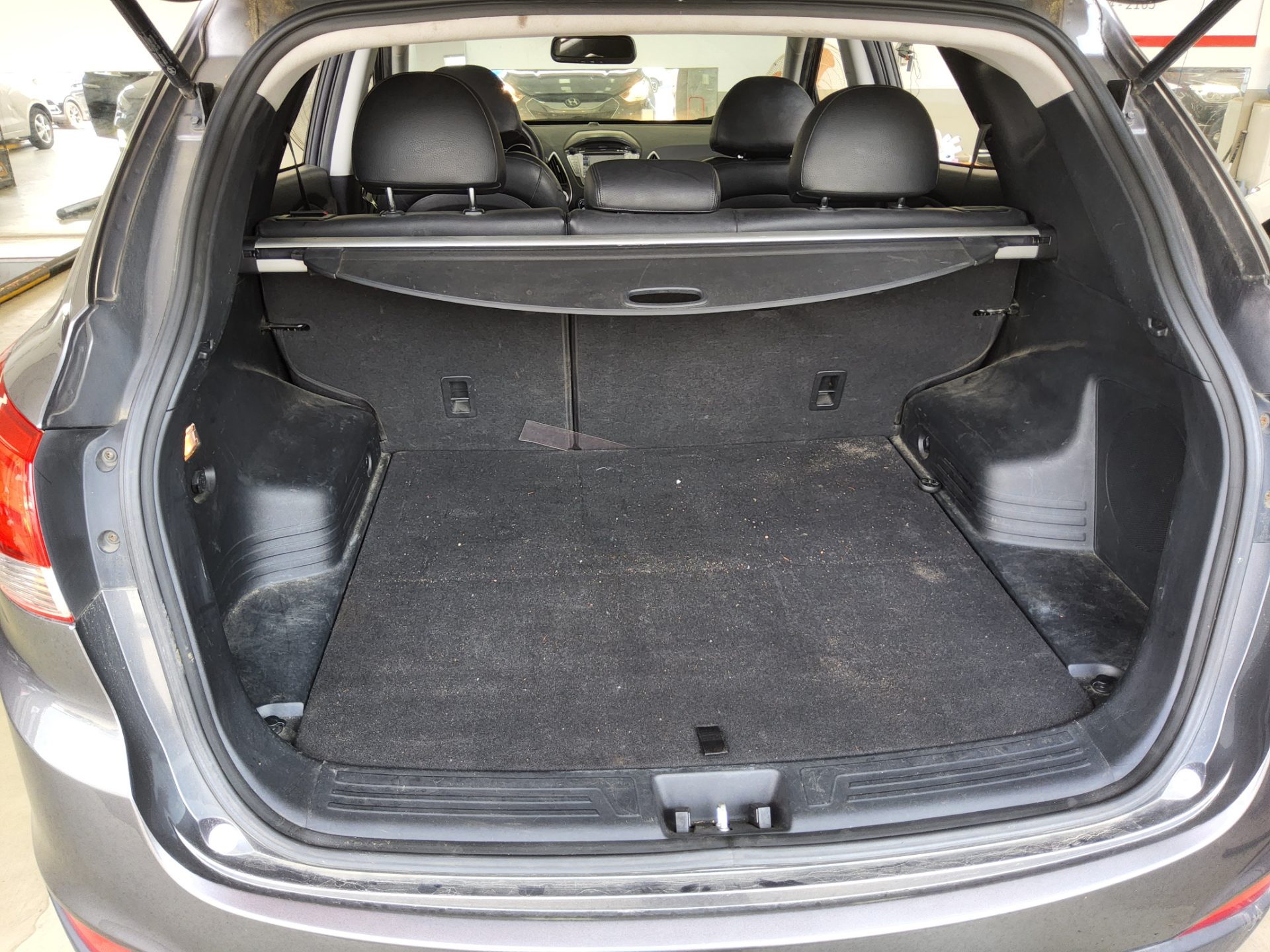 2010 - hyundai tucson
