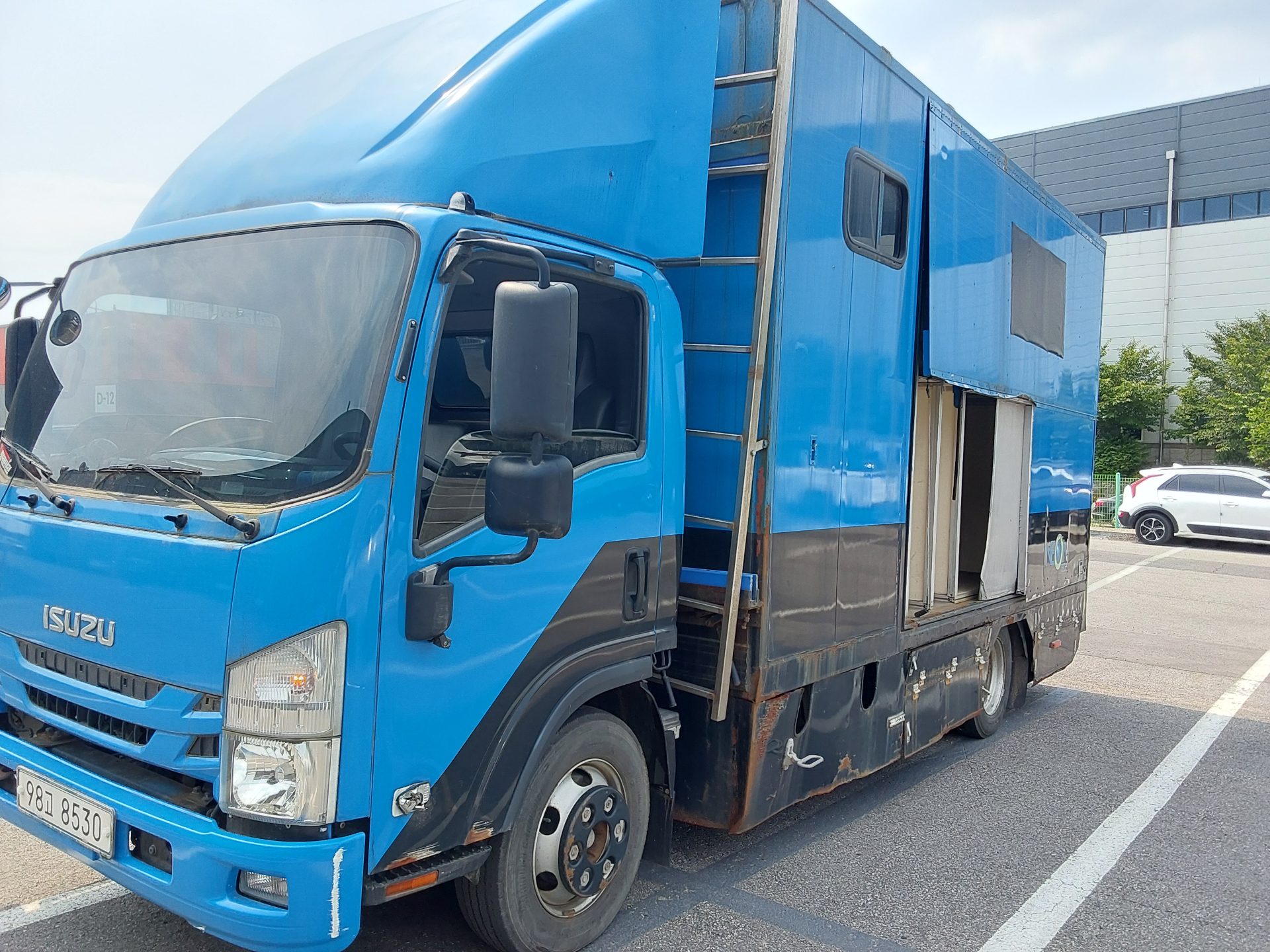 2018 - isuzu elf (6th gen)