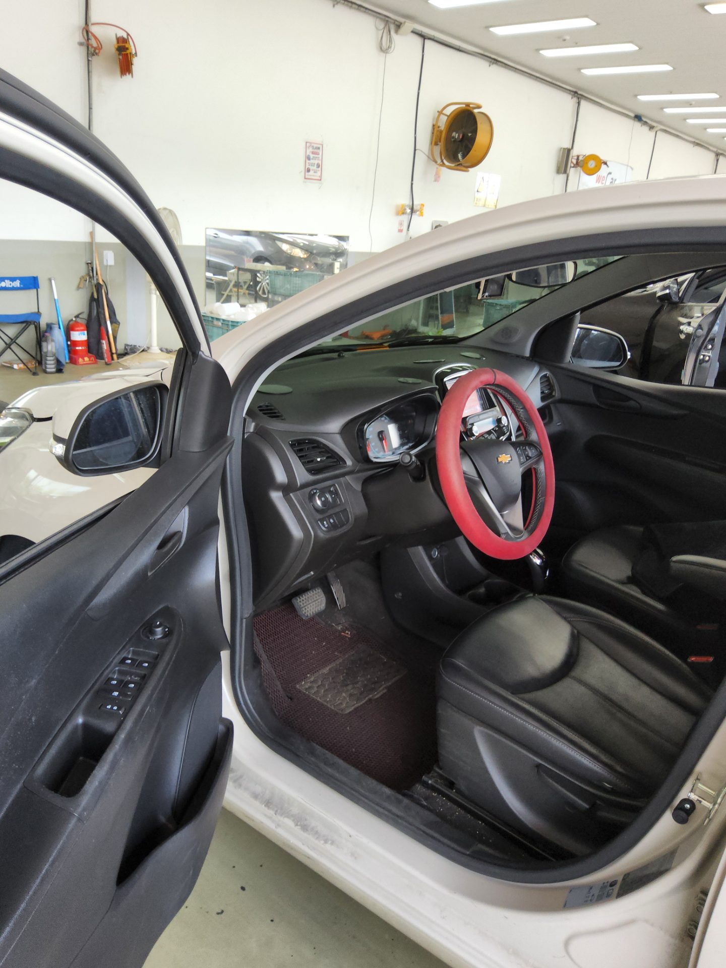 2016 - chevrolet spark