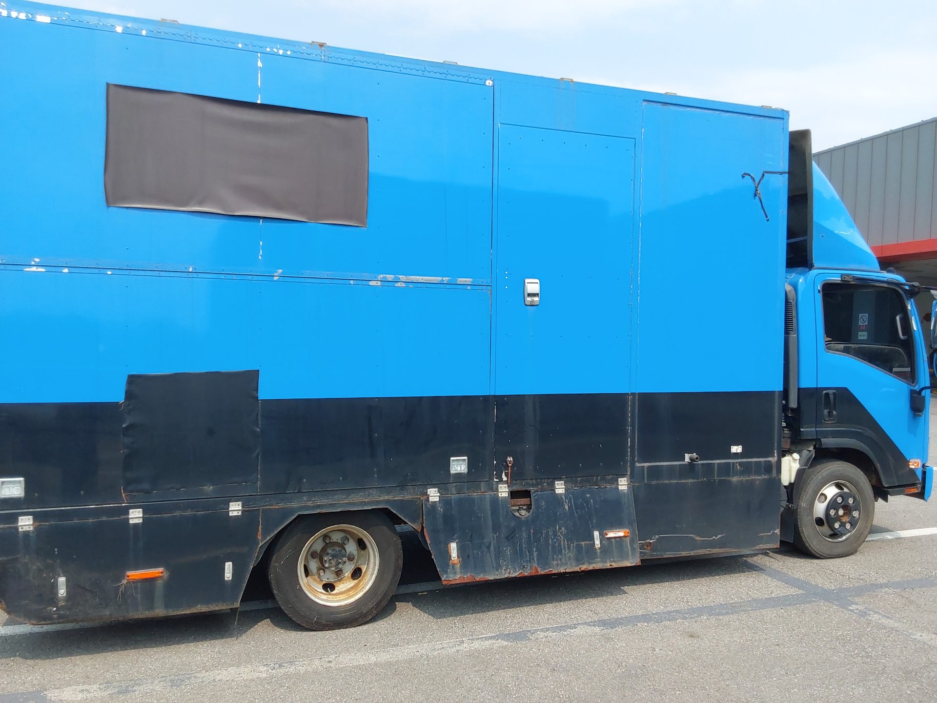2018 - isuzu elf (6th gen)