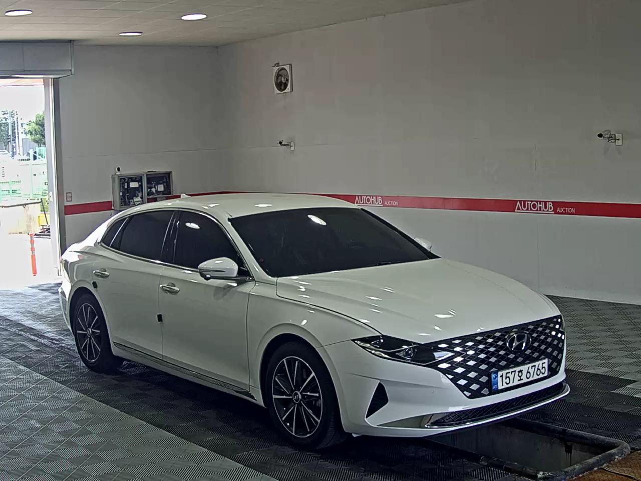 2022 - hyundai grandeur