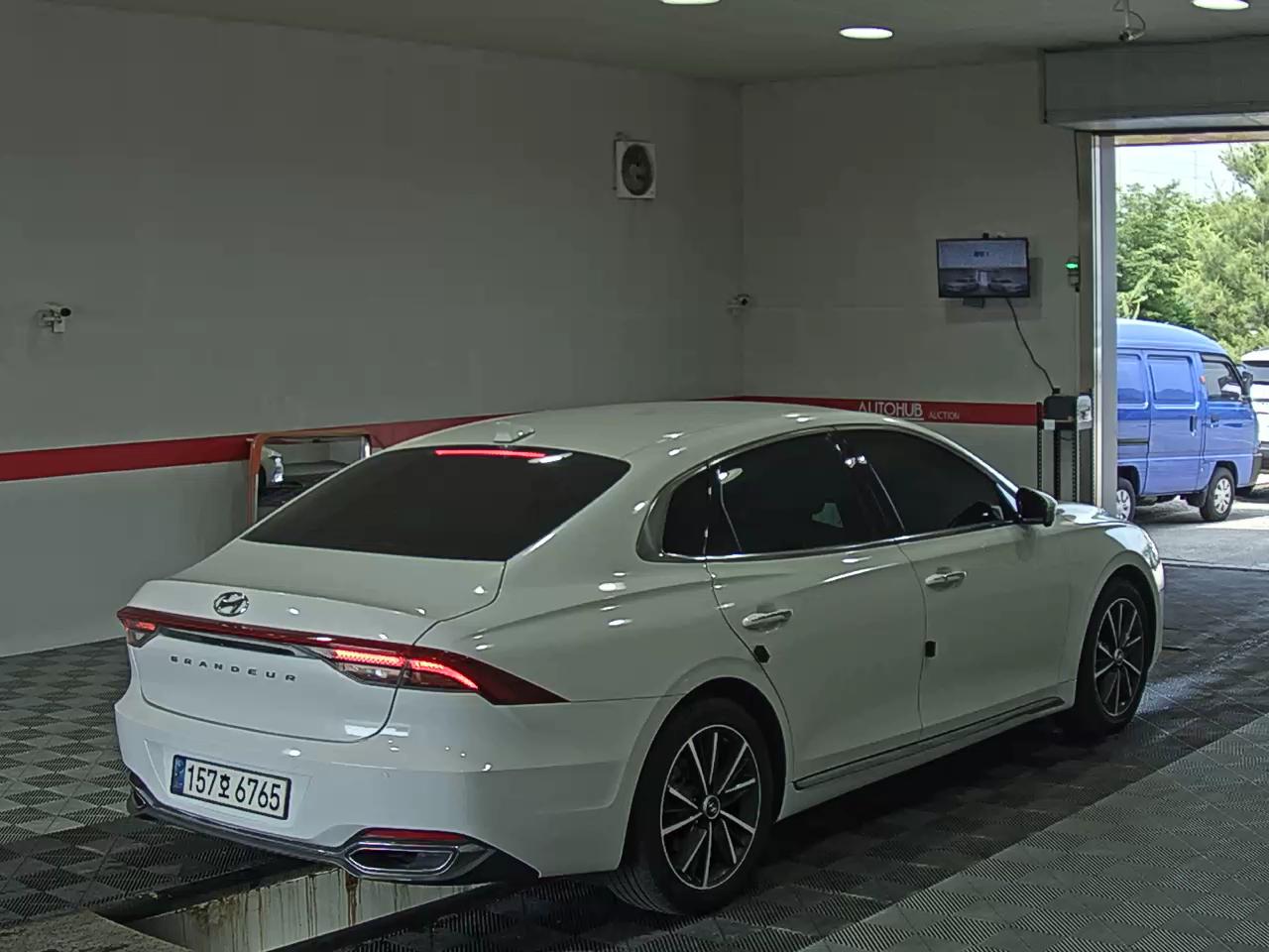 2022 - hyundai grandeur