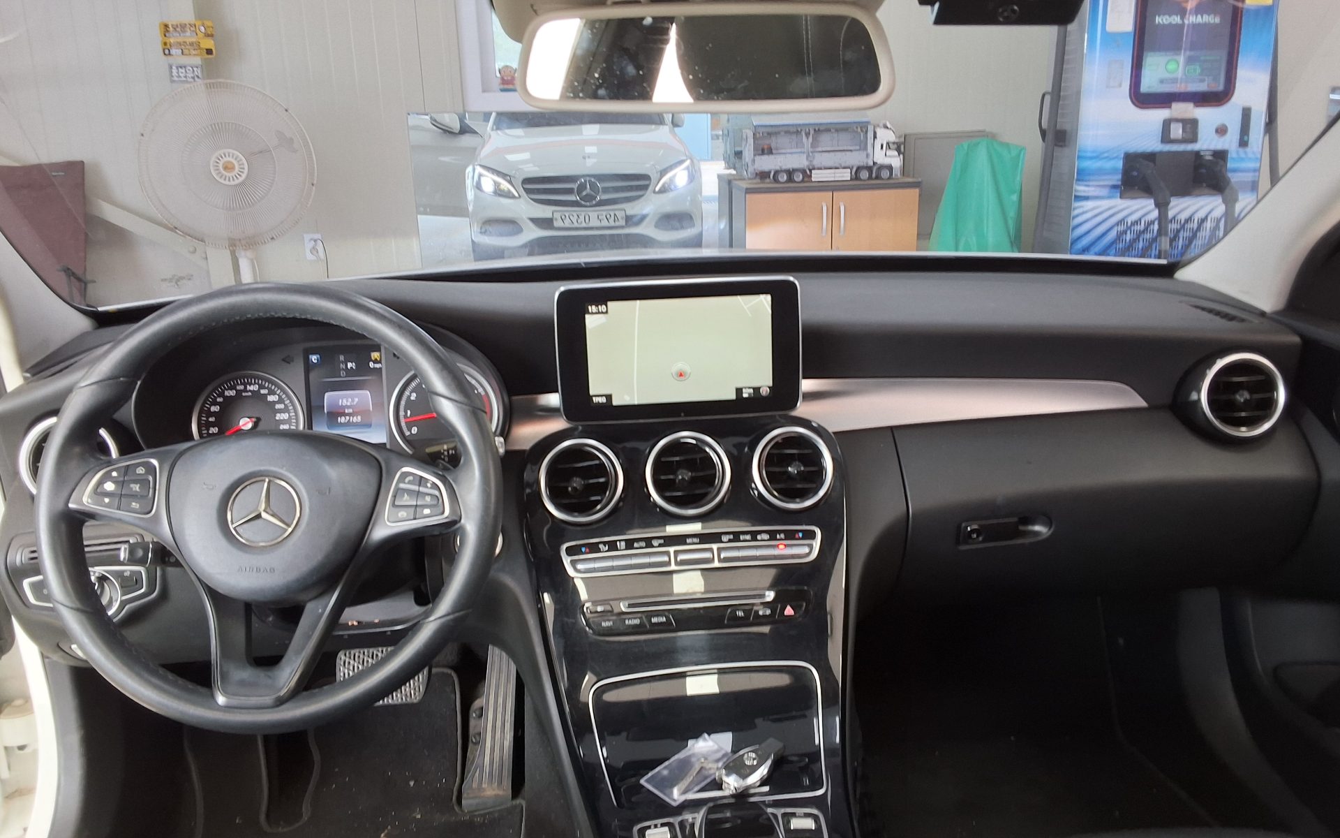 2017 - mercedes-benz c200