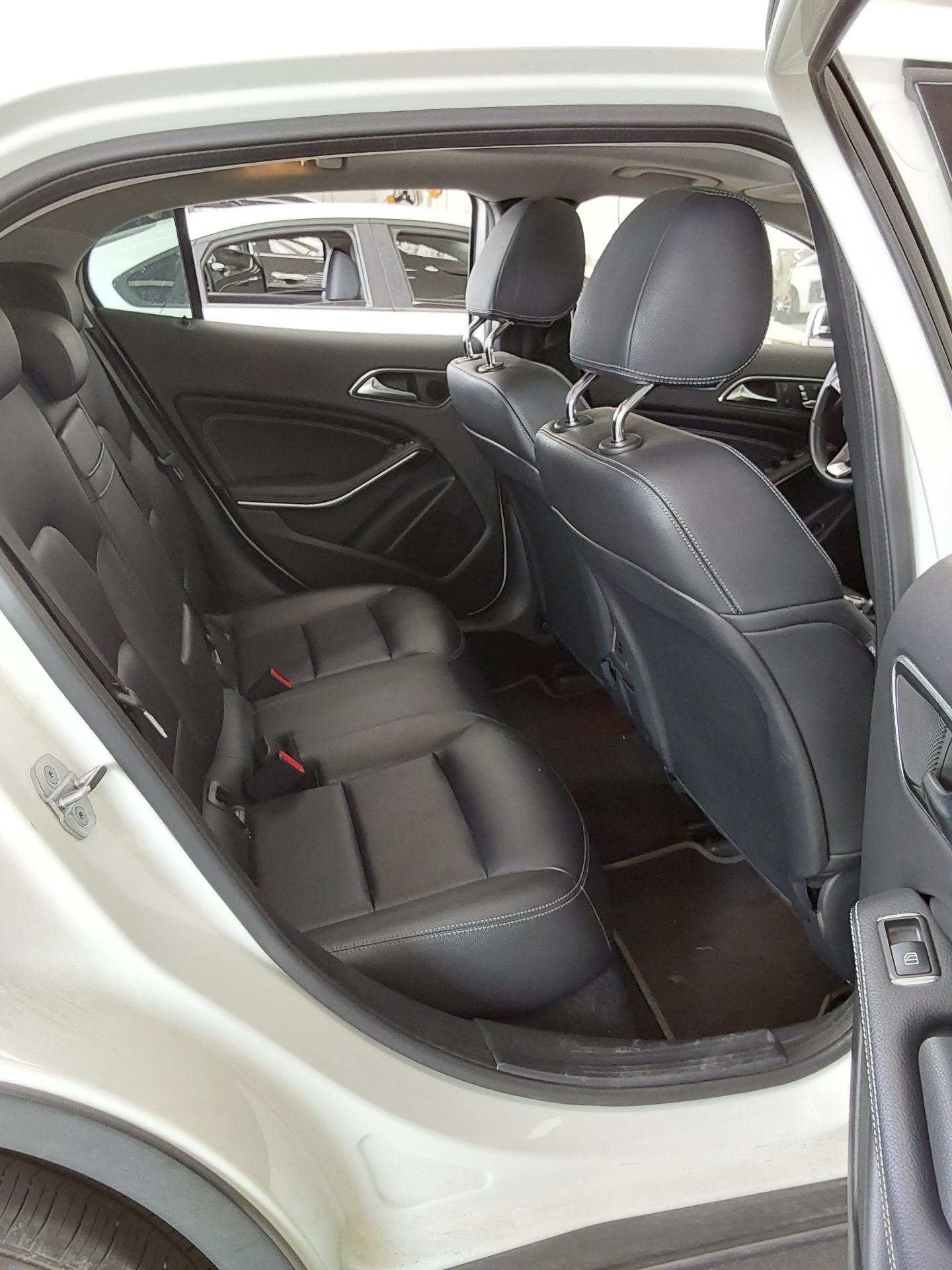 2019 - mercedes-benz gla 220