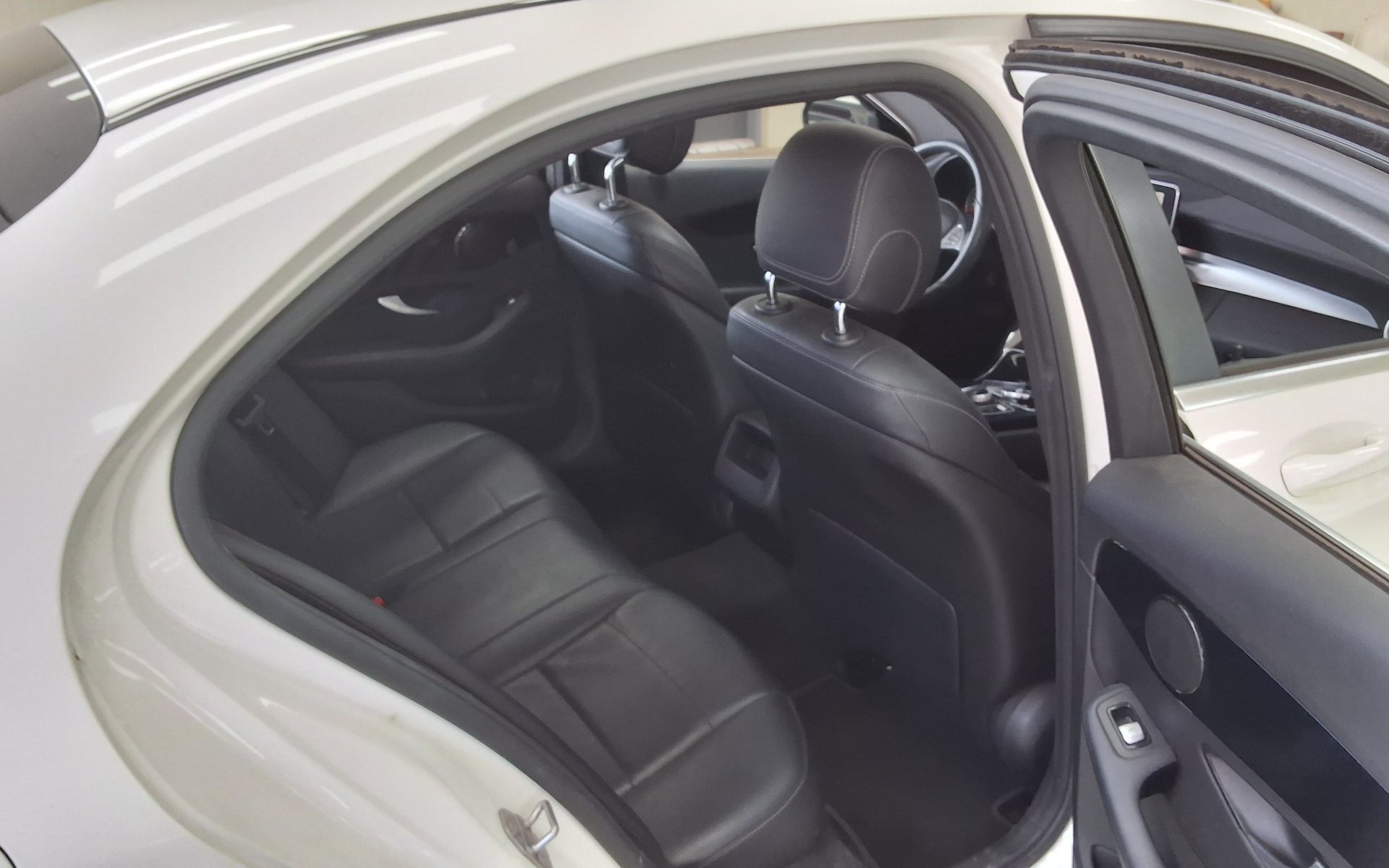 2017 - mercedes-benz c200