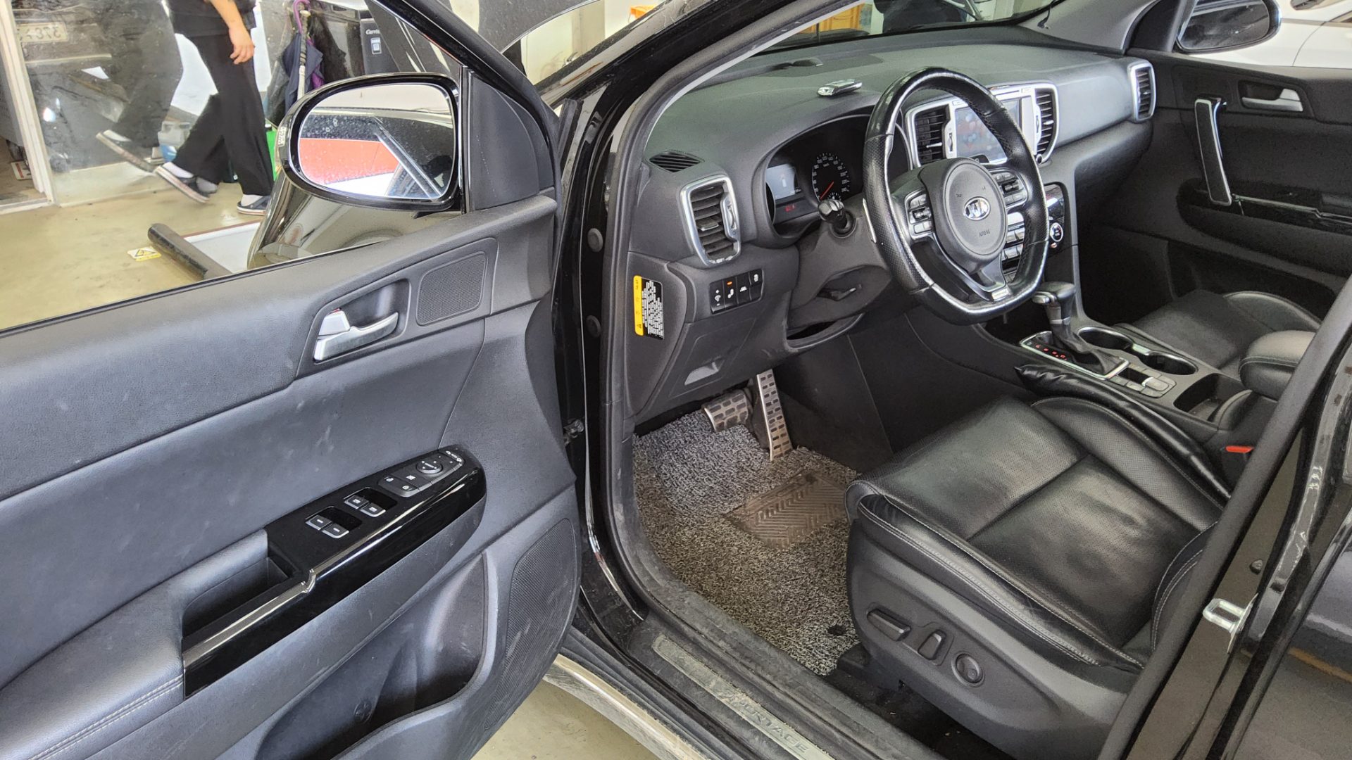 2017 - kia sportage