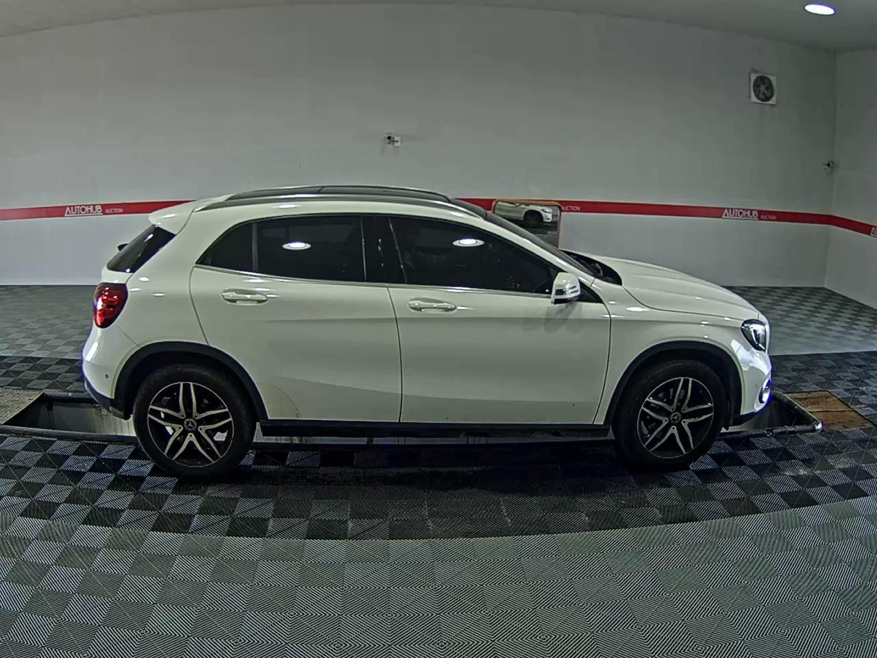 2019 - mercedes-benz gla 220