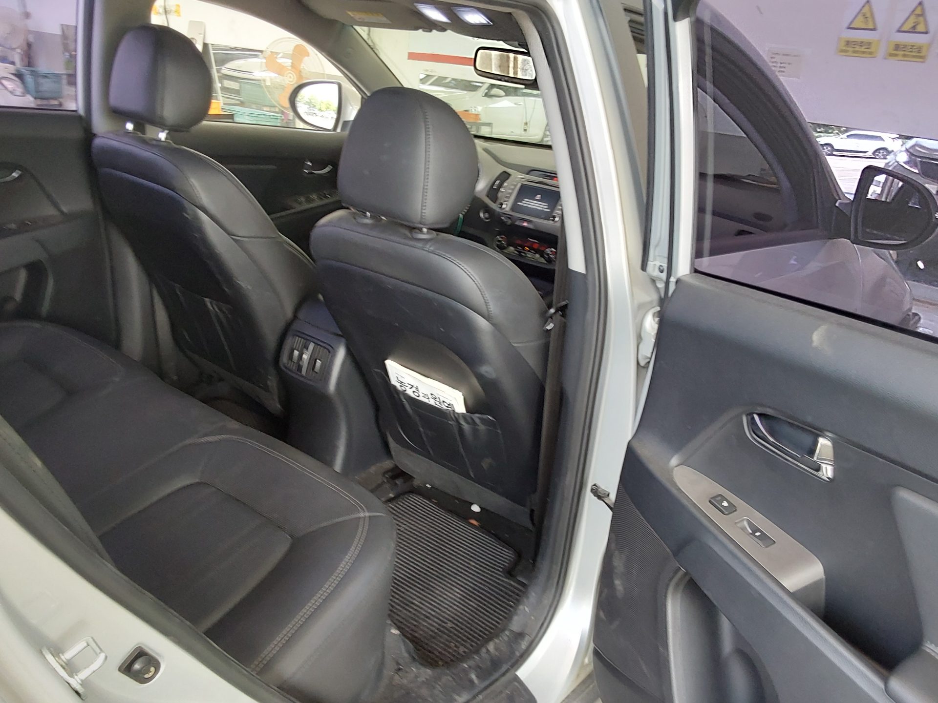 2014 - kia sportage