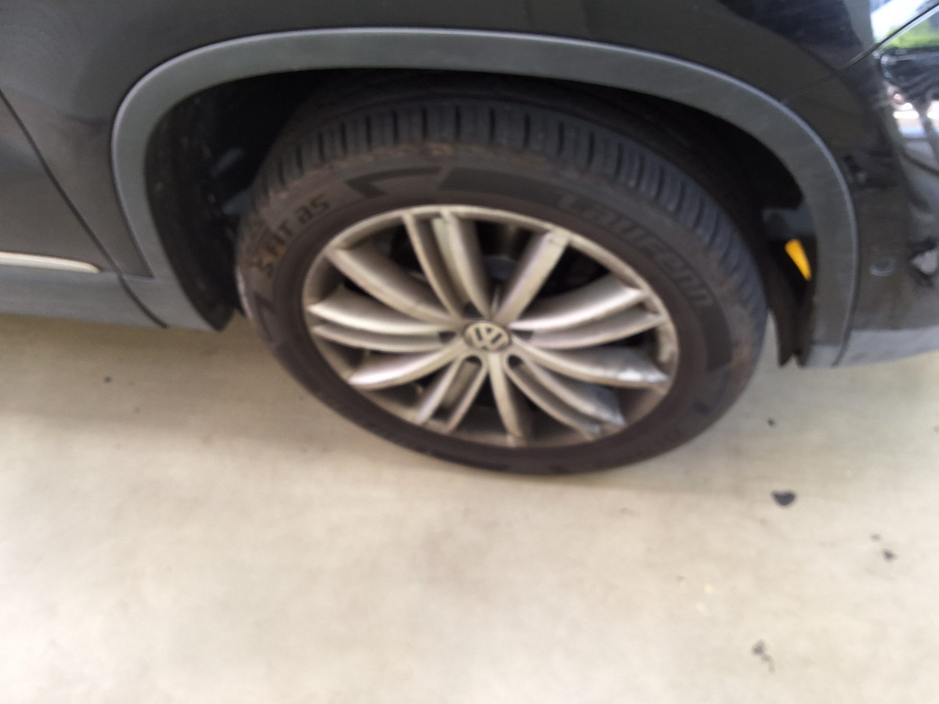 2016 - volkswagen tiguan