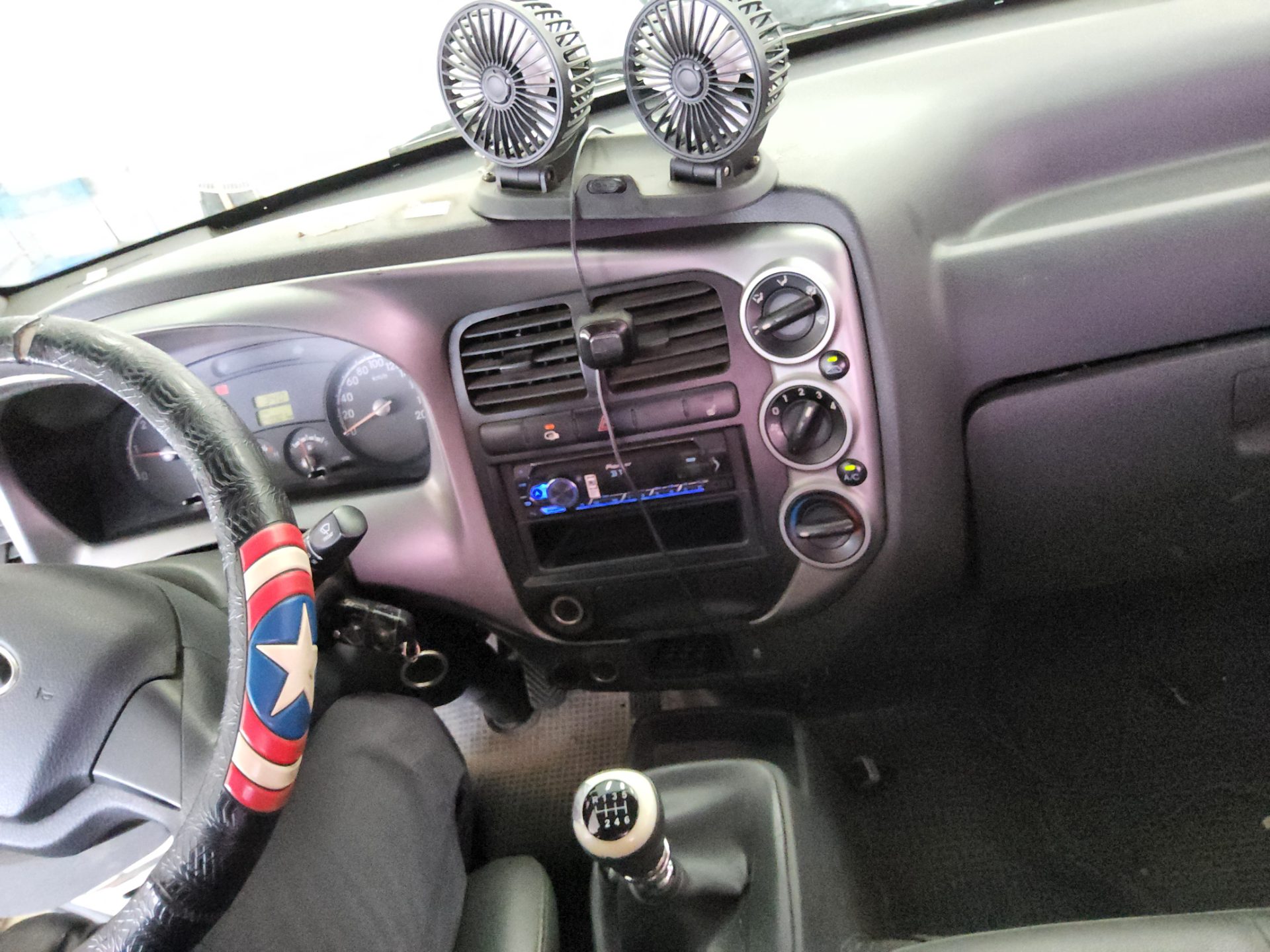 2016 - kia bongo