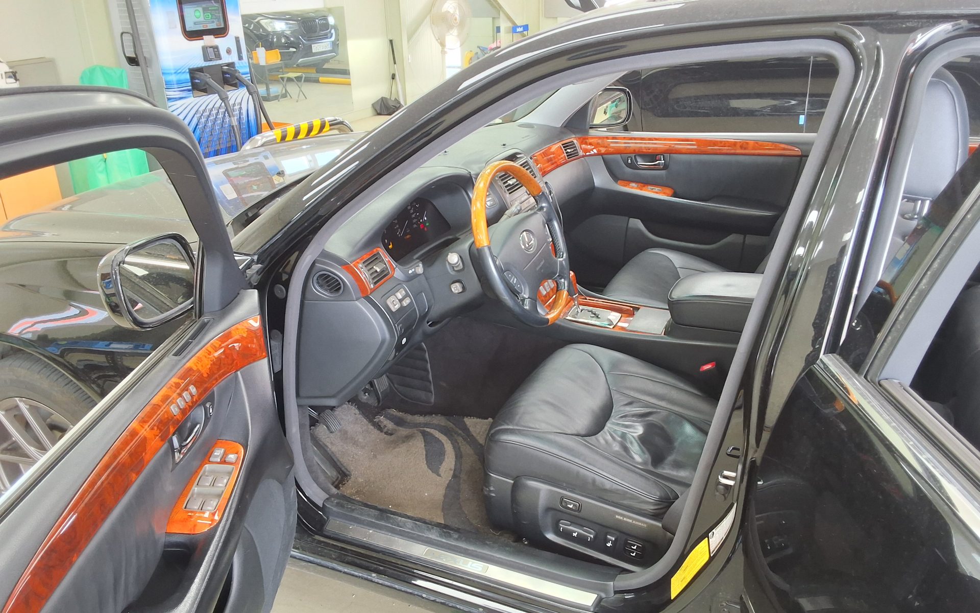 2006 - lexus ls