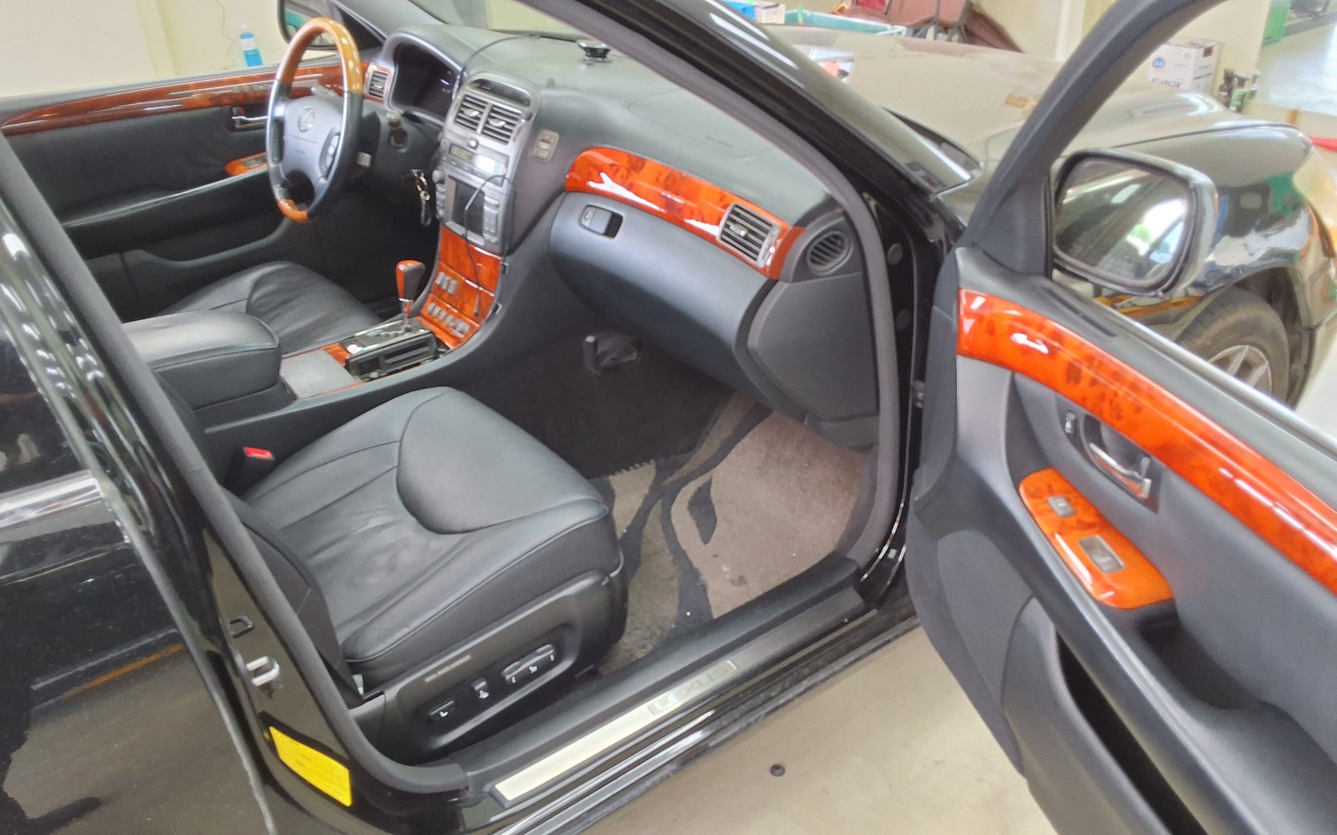 2006 - lexus ls