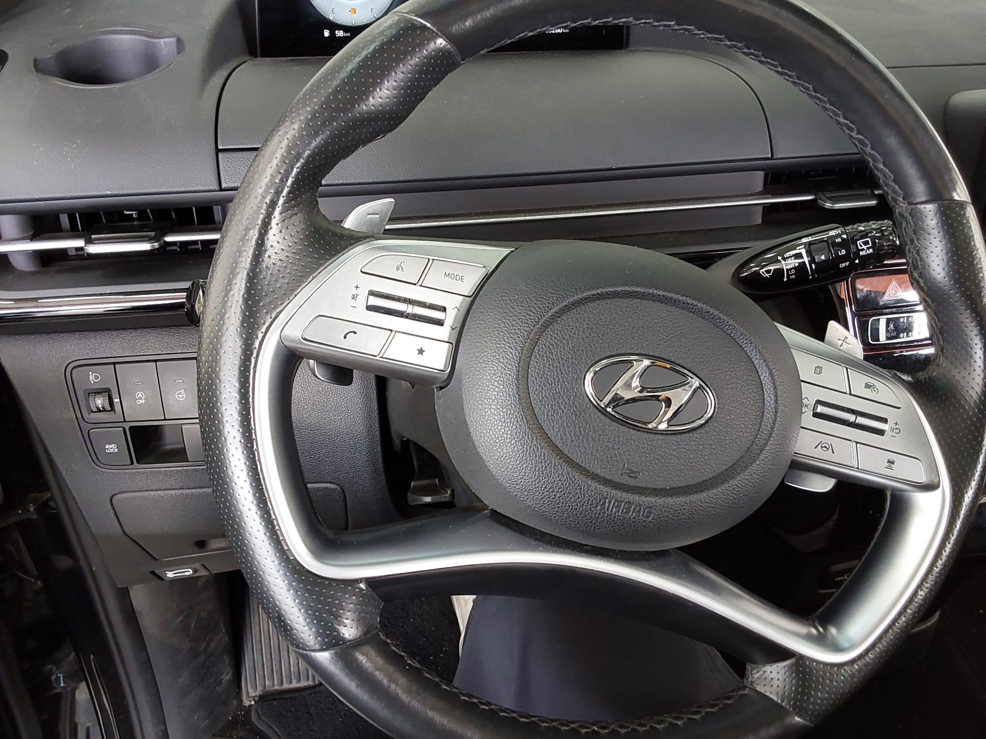 2022 - hyundai staria