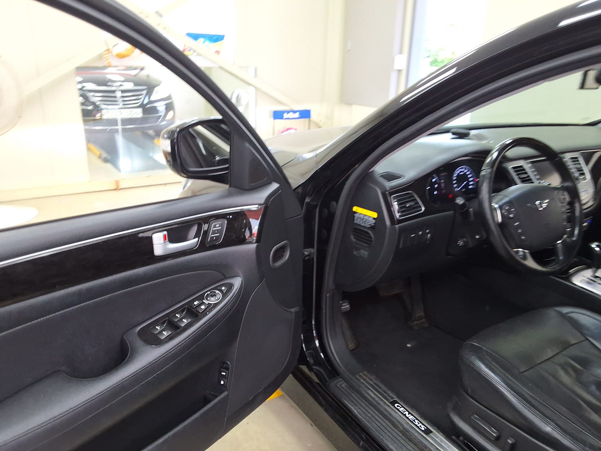 2012 - hyundai bh