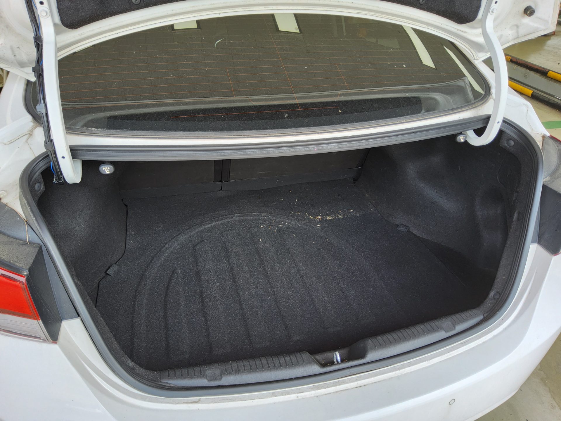 2012 - hyundai avante