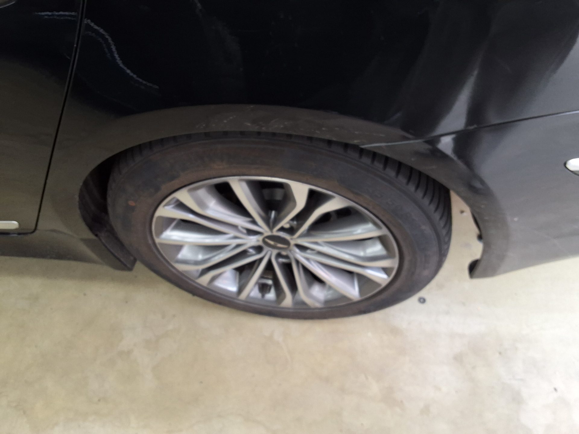 2012 - hyundai bh