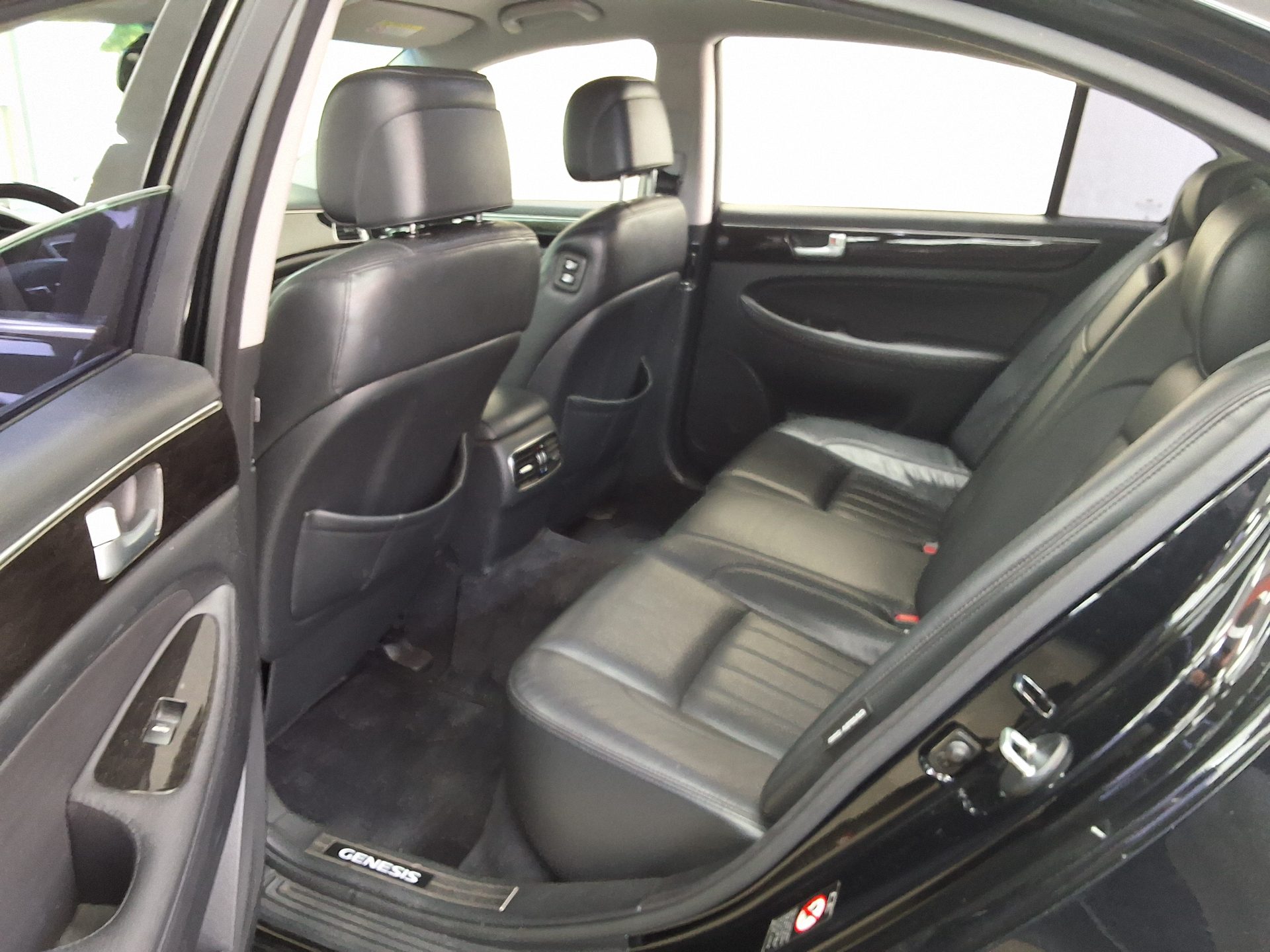 2012 - hyundai bh