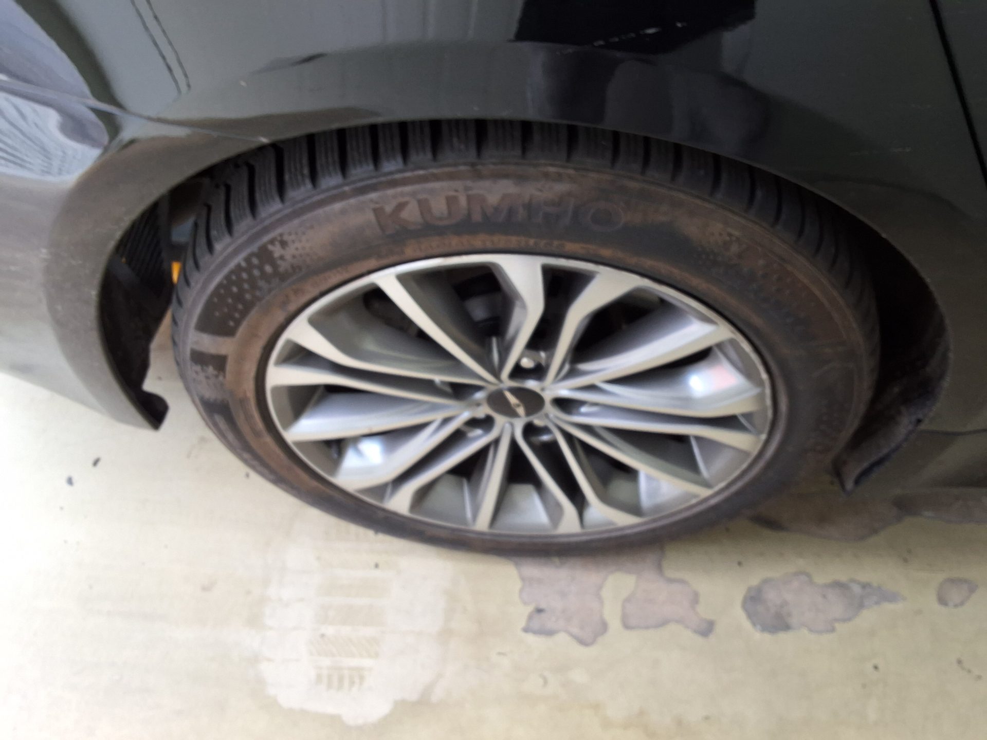 2012 - hyundai bh
