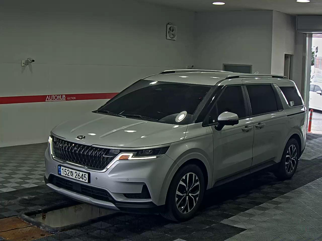 2021 - kia carnival