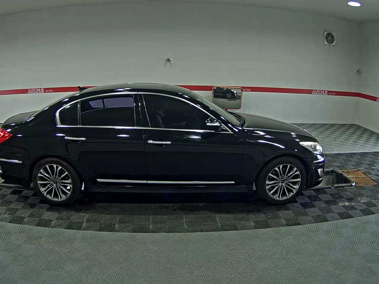 2012 - hyundai bh