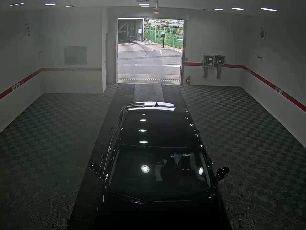 2012 - hyundai bh