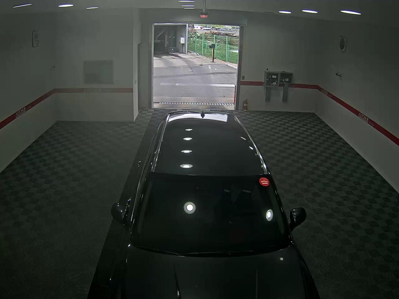 2021 - genesis gv80
