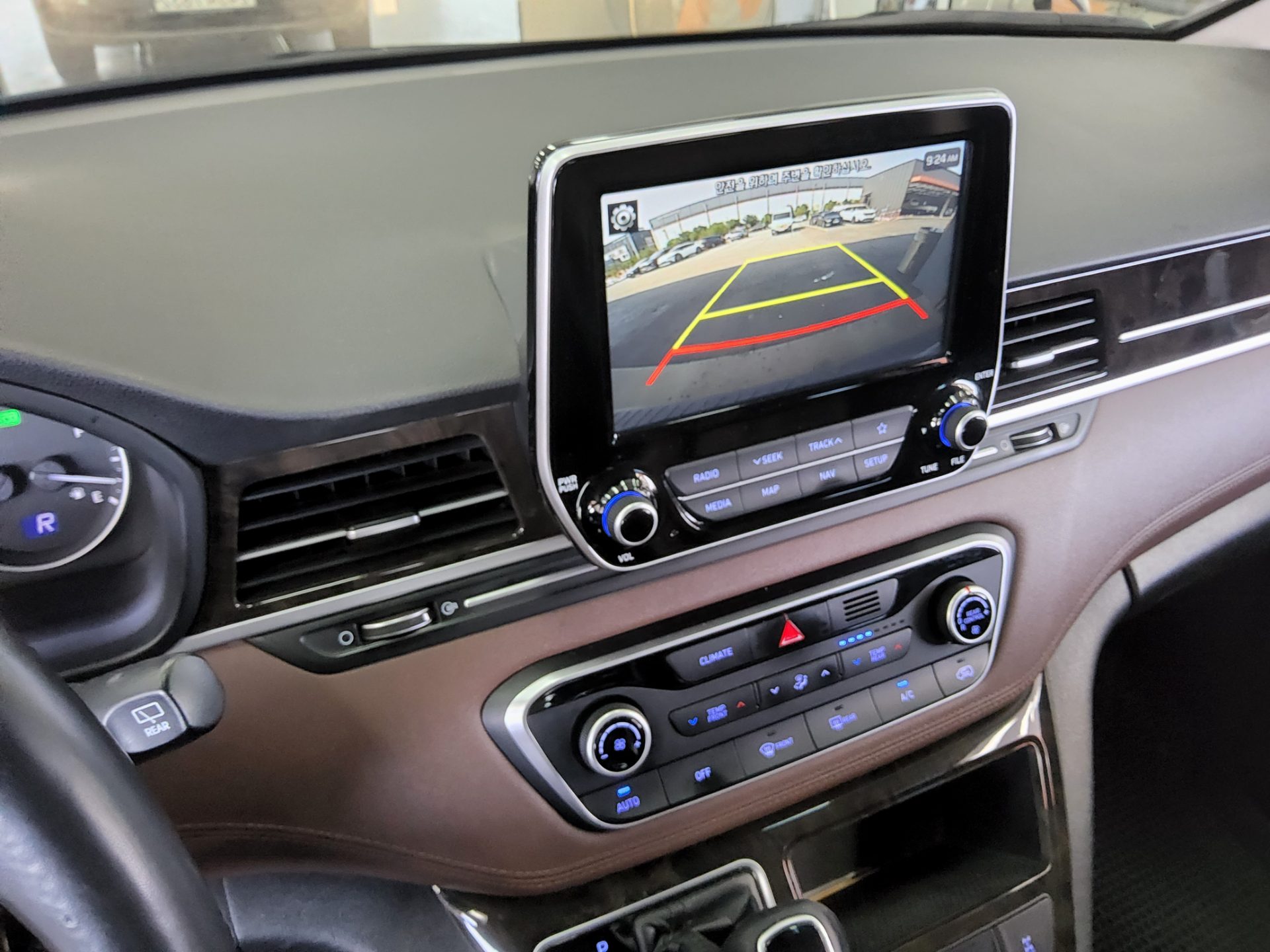 2020 - hyundai grand starex