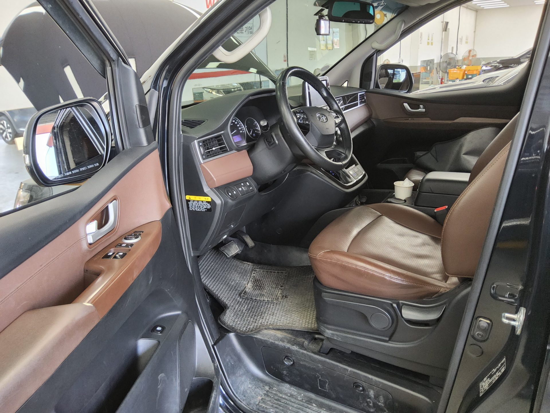 2020 - hyundai grand starex
