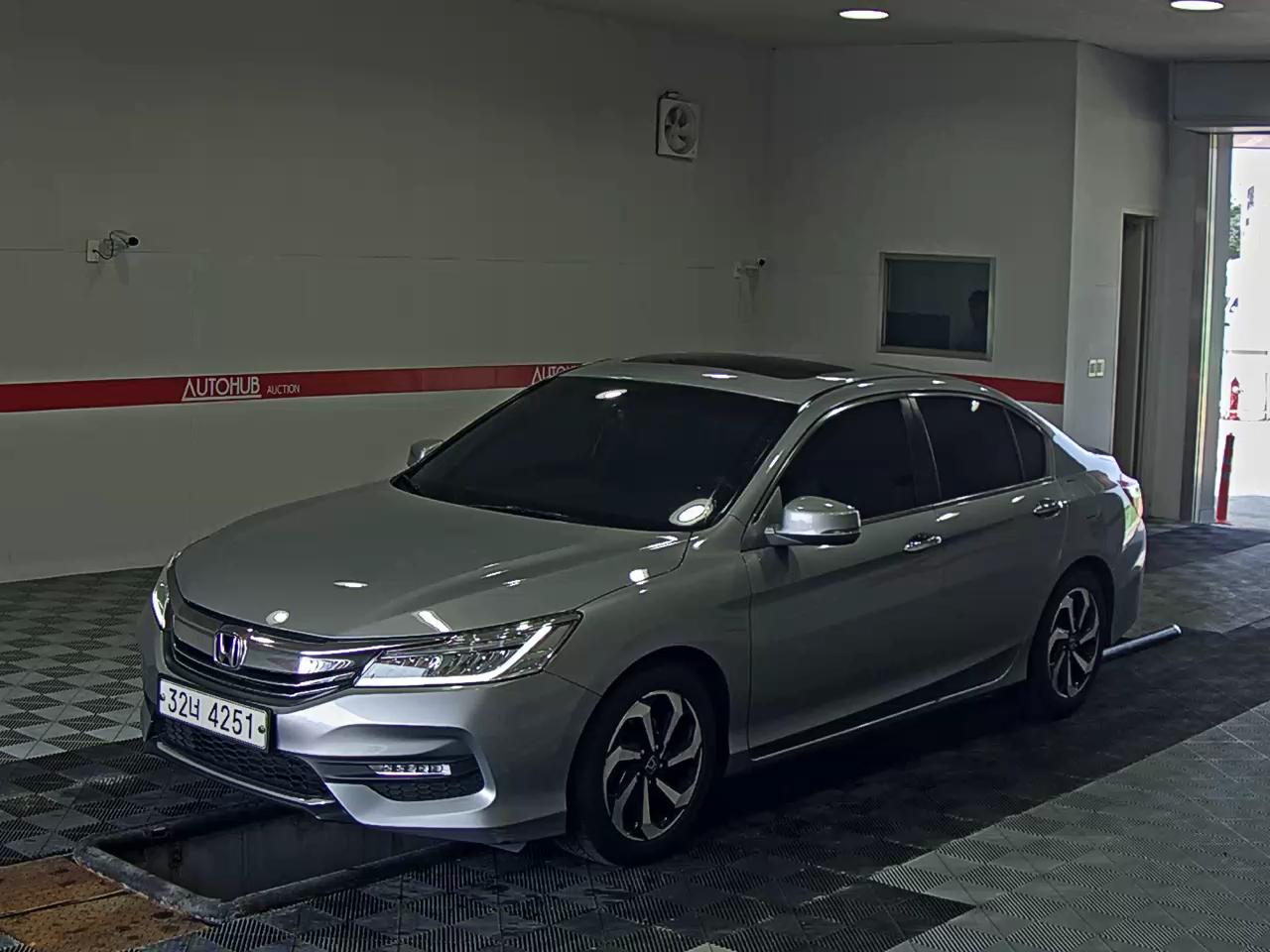 2017 - honda accord