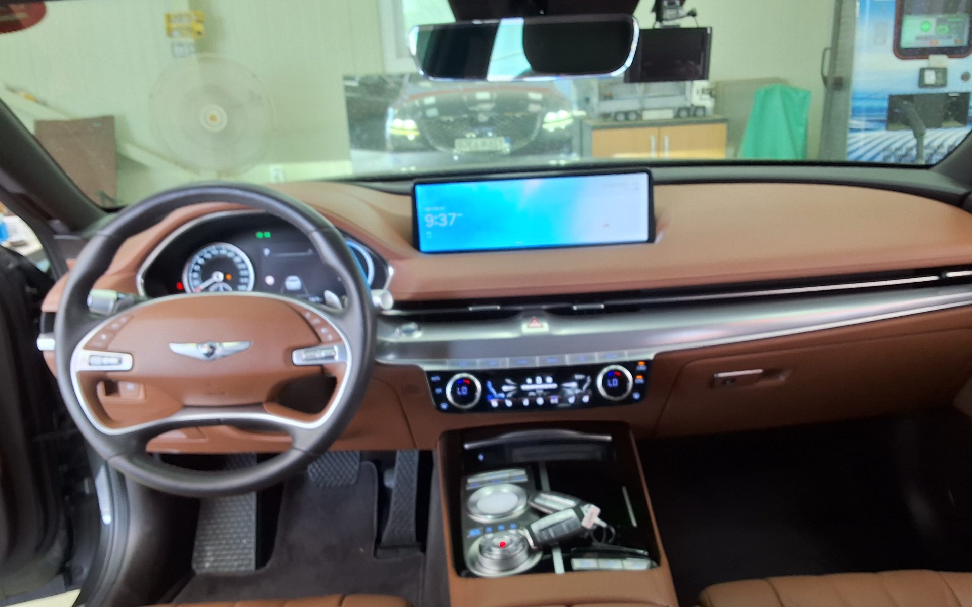 2022 - genesis g80
