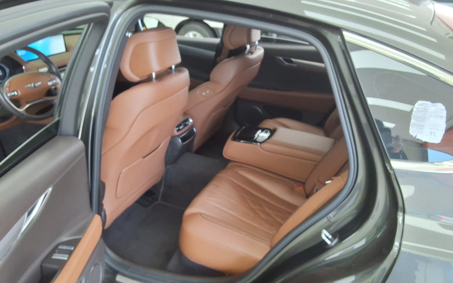 2022 - genesis g80