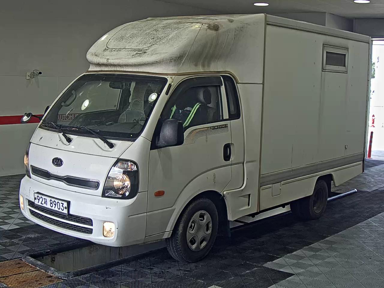 2012 - kia bongo