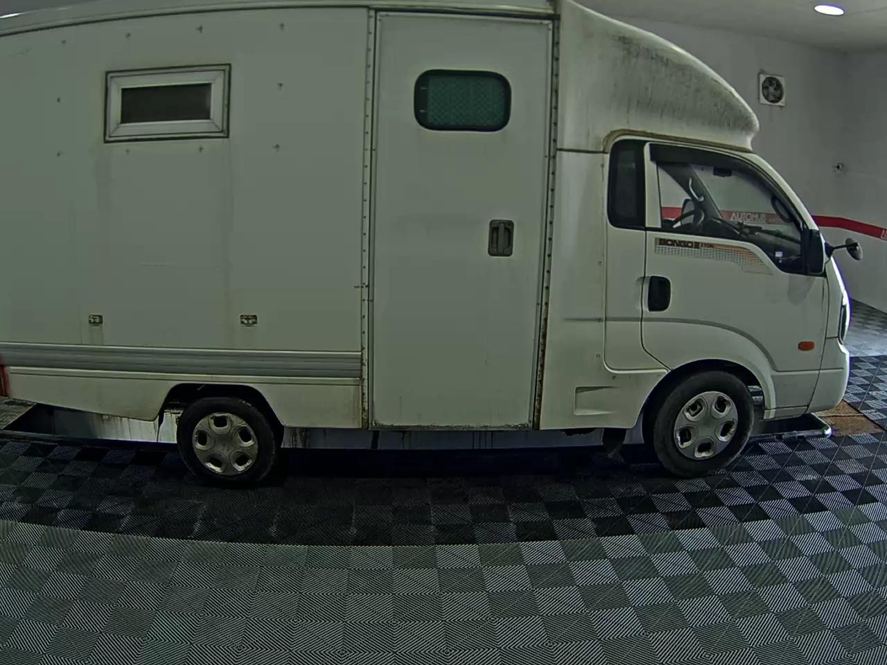 2012 - kia bongo