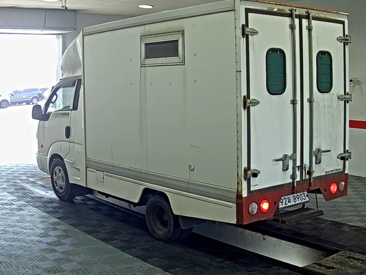 2012 - kia bongo