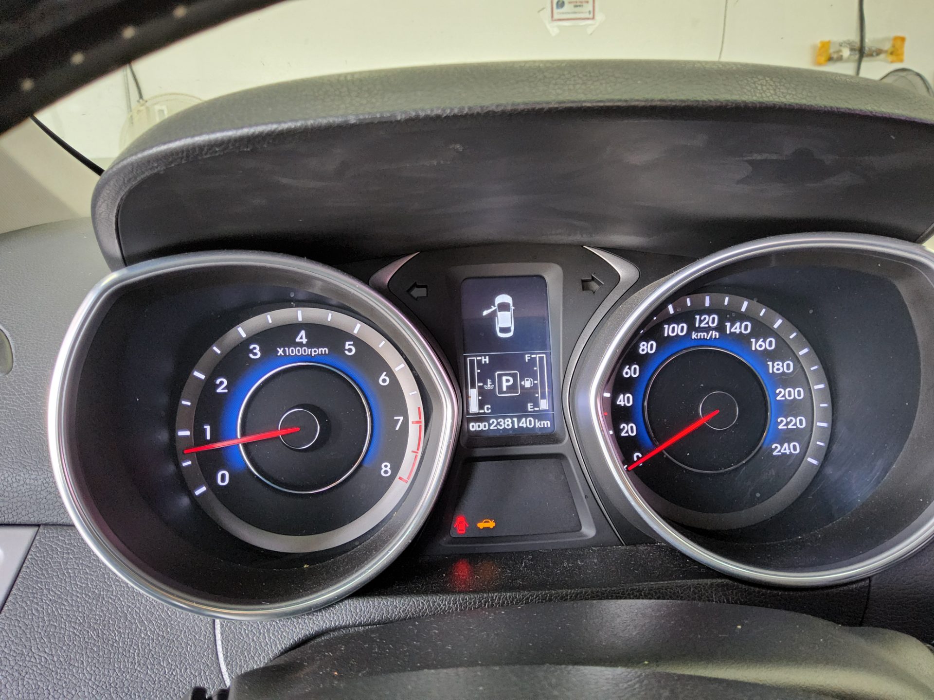 2015 - hyundai avante